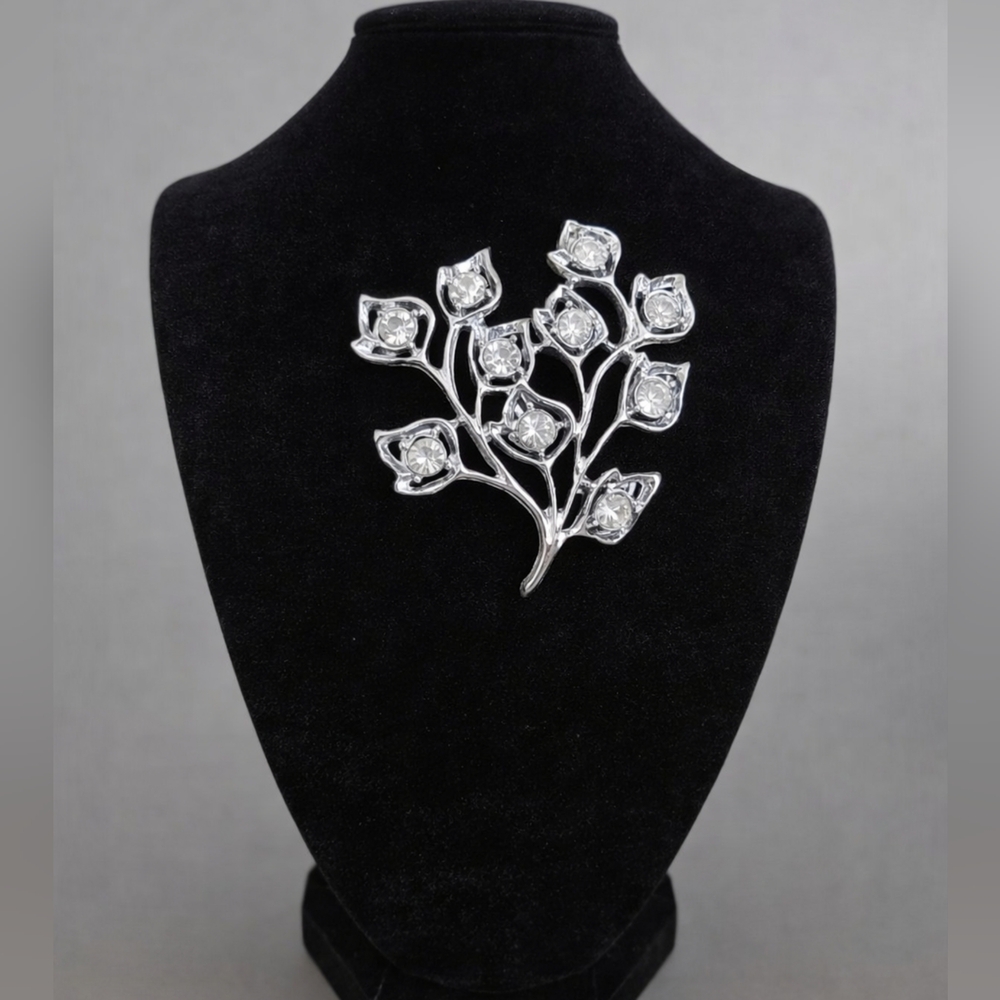 Vintage Rhinestone Foliate Spray Brooch – Silver Tone Floral Pin
